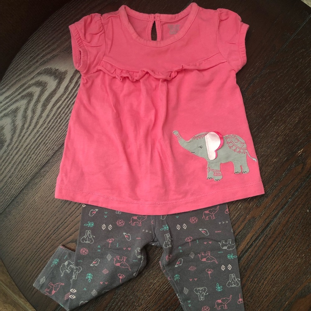 Carter’s 2 piece outfit!